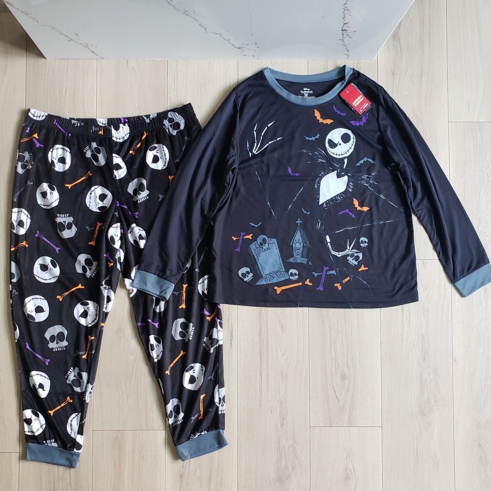Disney Nightmare Before Christmas Pajama Set Womens XL Black‎ Jack Skellington